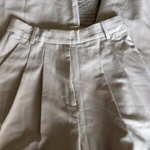 H & M Pleated High Rise Wide Leg Pants Size 2